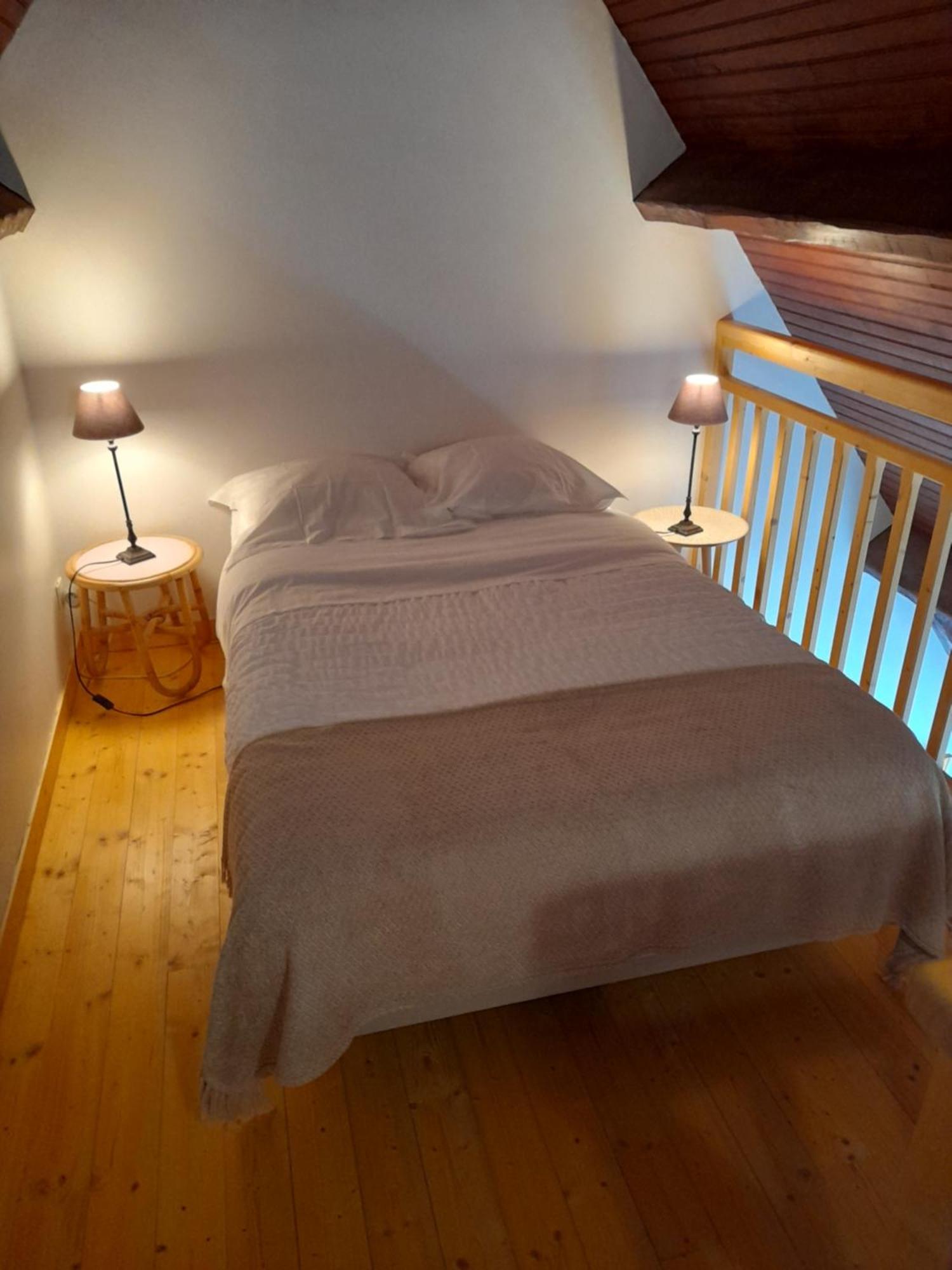 Bed And Breakfast Saultchevreuil, Au Mont Saint Michel วิลล์ดู-เลส์-ปัวล์ส ภายนอก รูปภาพ