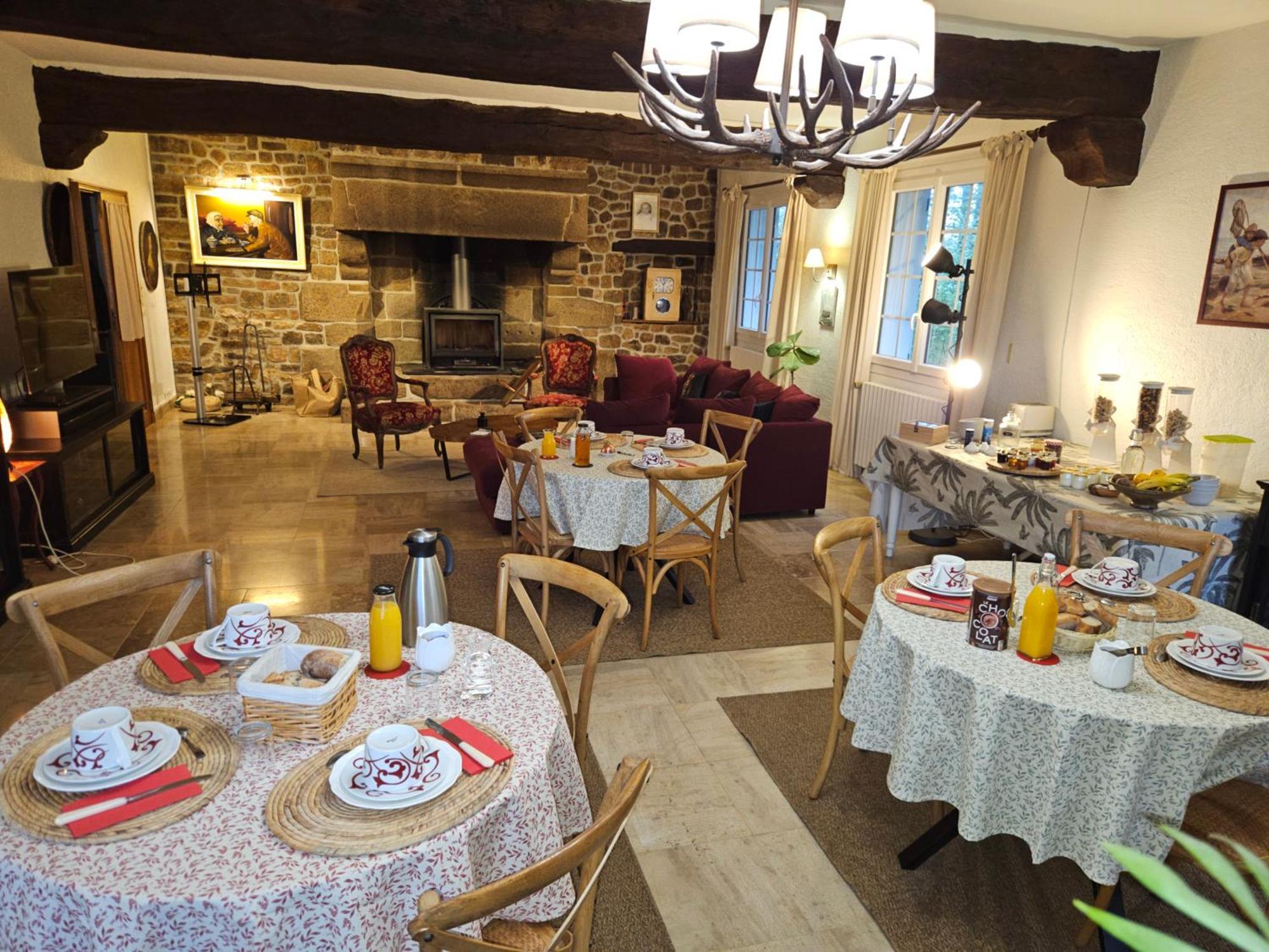 Bed And Breakfast Saultchevreuil, Au Mont Saint Michel วิลล์ดู-เลส์-ปัวล์ส ภายนอก รูปภาพ